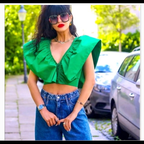 Zara | Tops | Zara Ruffled Green Topfrilled Poplin Top M | Poshmark